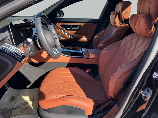 Mercedes-Benz S-Class view 8