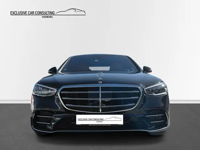 Mercedes-Benz S-Class view 2