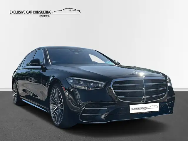 Mercedes-Benz S-Class view 3
