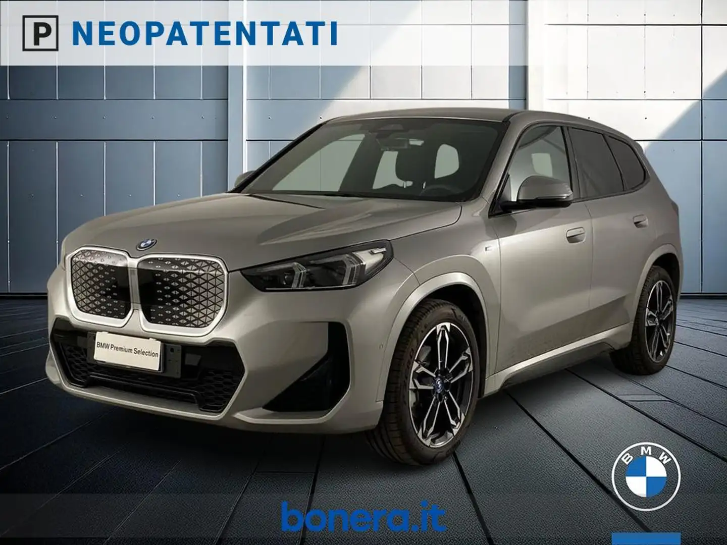 BMW iX1 edrive 20 MSport Argento - 1