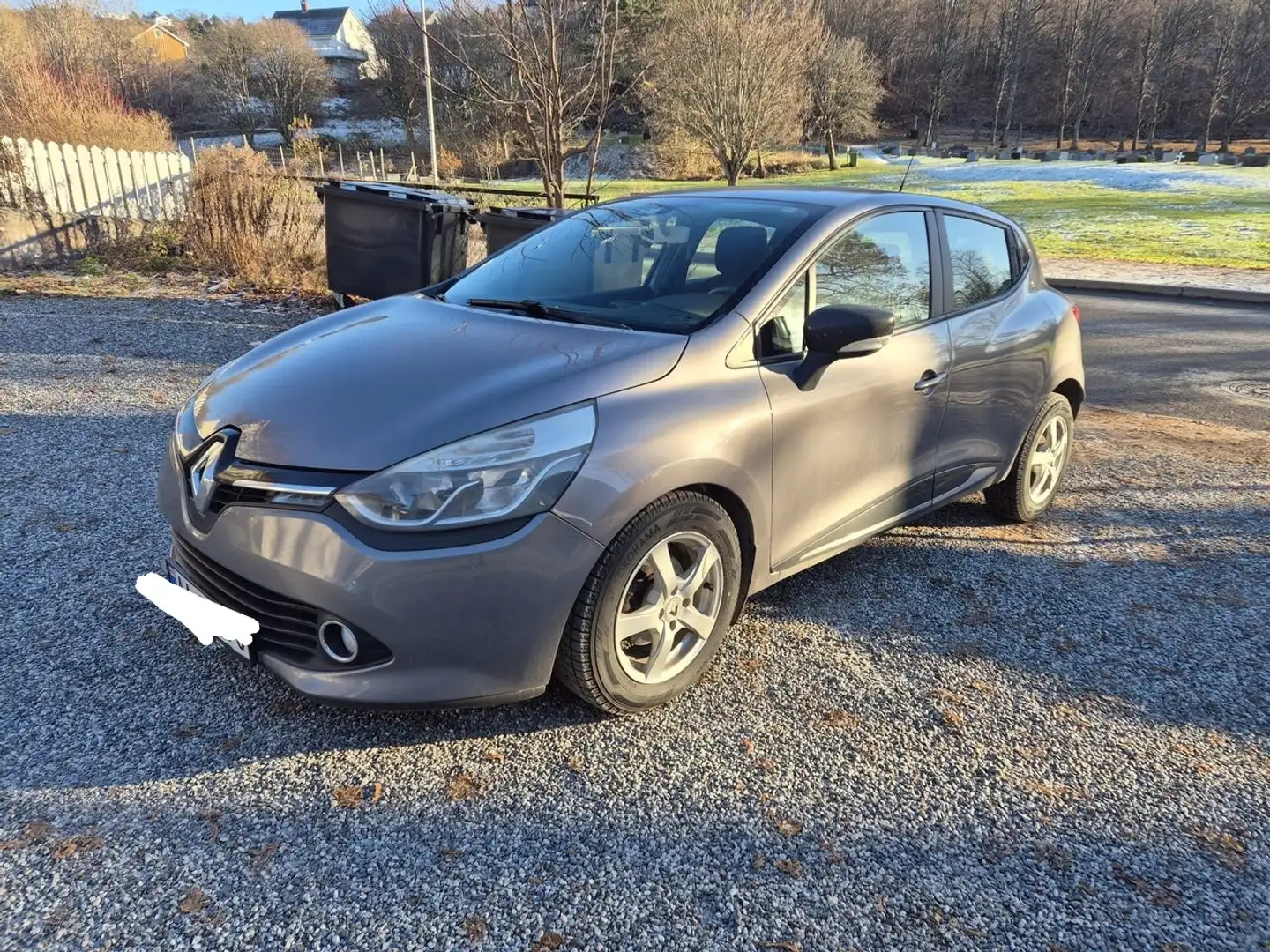 Renault Clio Clio IV TCe 90 Energy eco2 Zen 99g Gris - 1