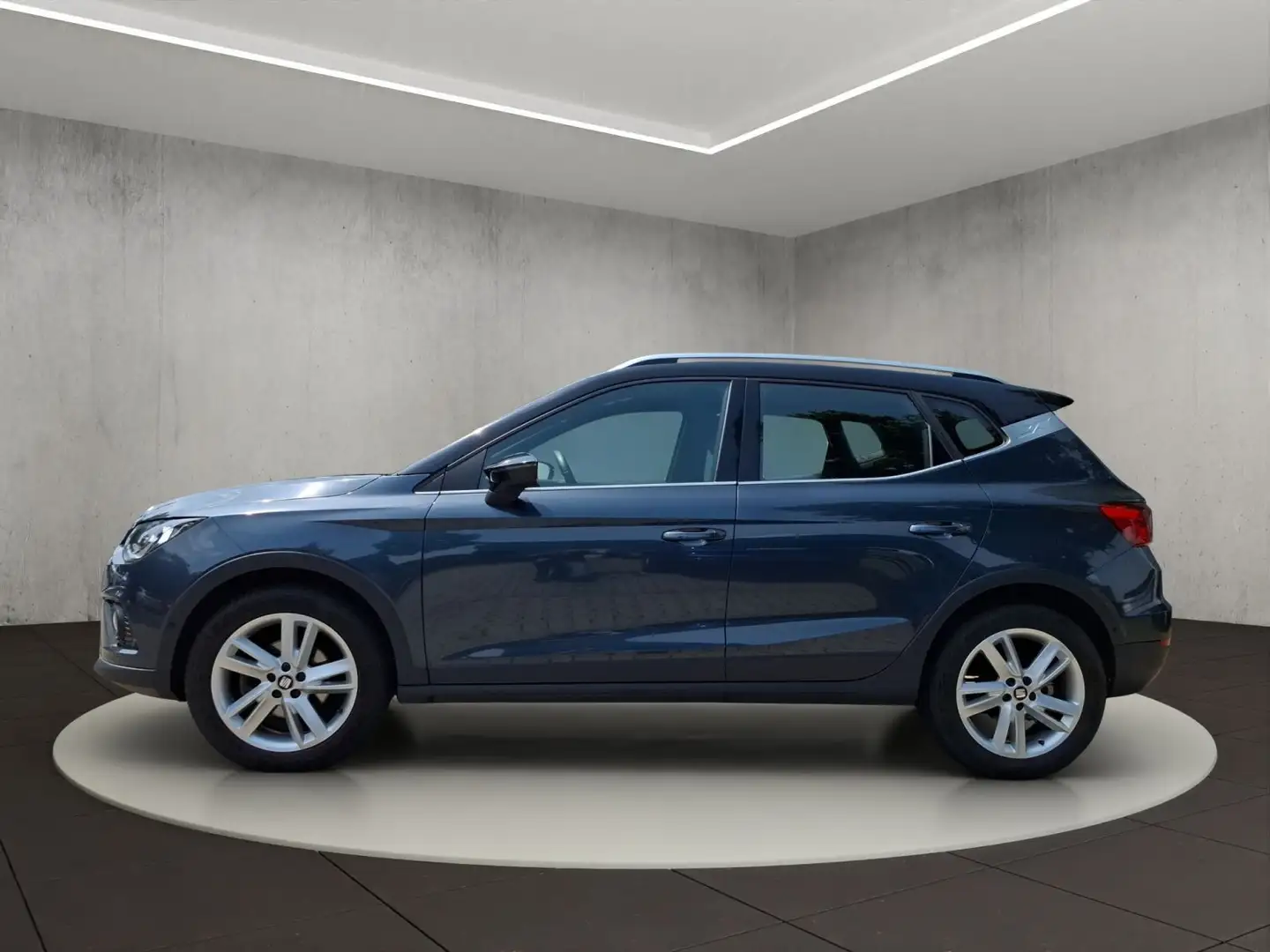SEAT Arona FR Gris - 2