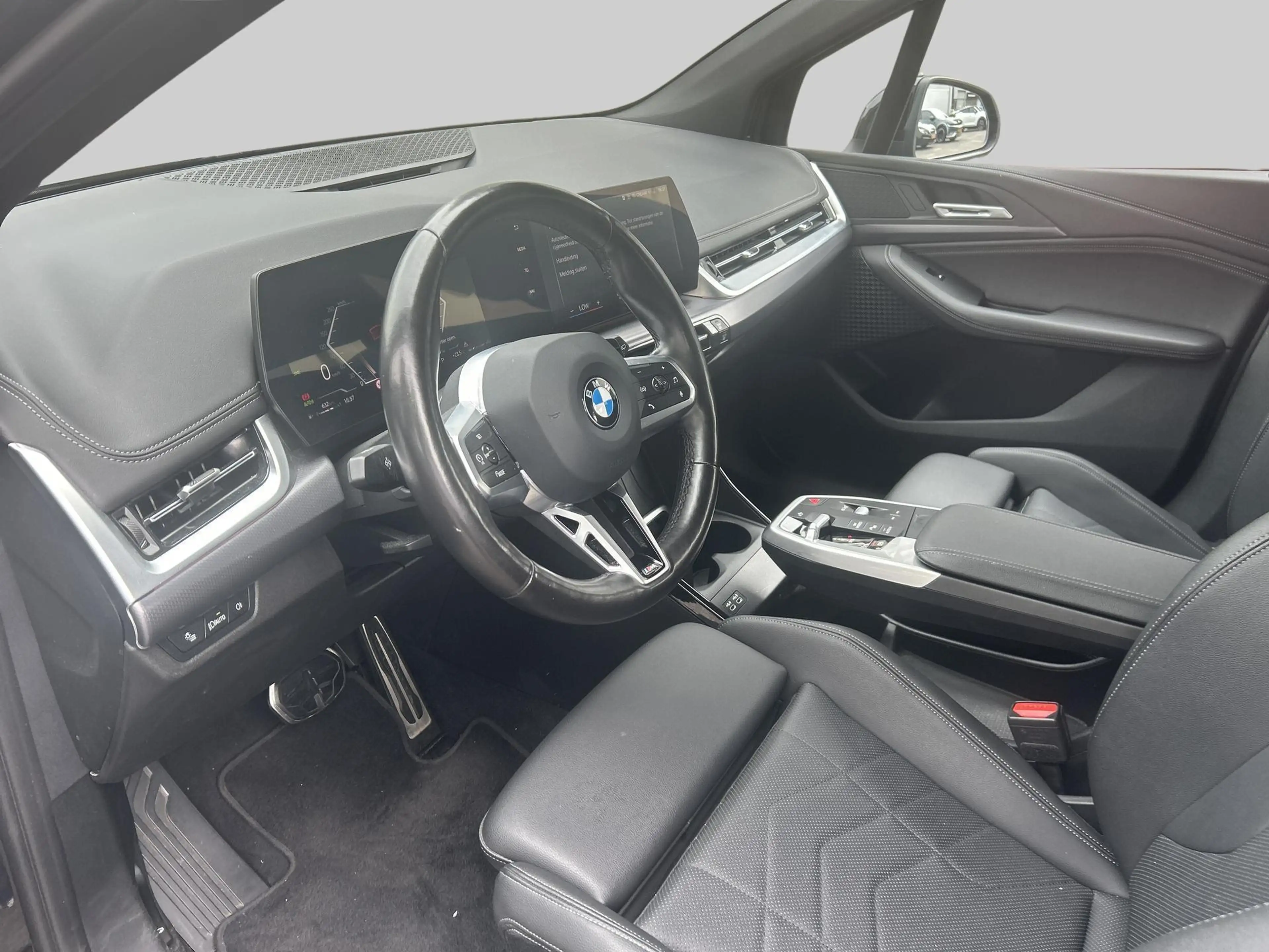 BMW 220 2-serie Active Tourer 220i l M-Sport | 18 inch M D — photo 4