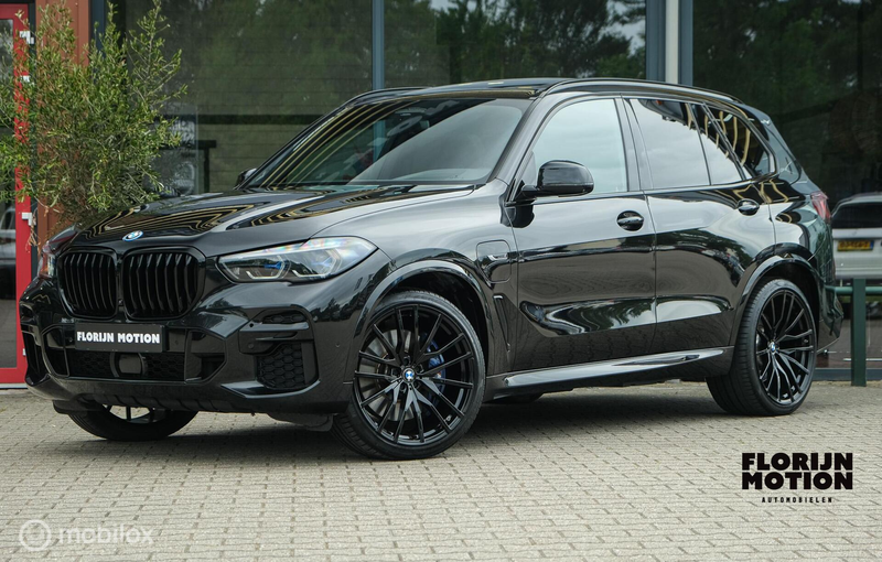 BMW X5 xDrive45e High Executive | M-pakket | Laser | Pano