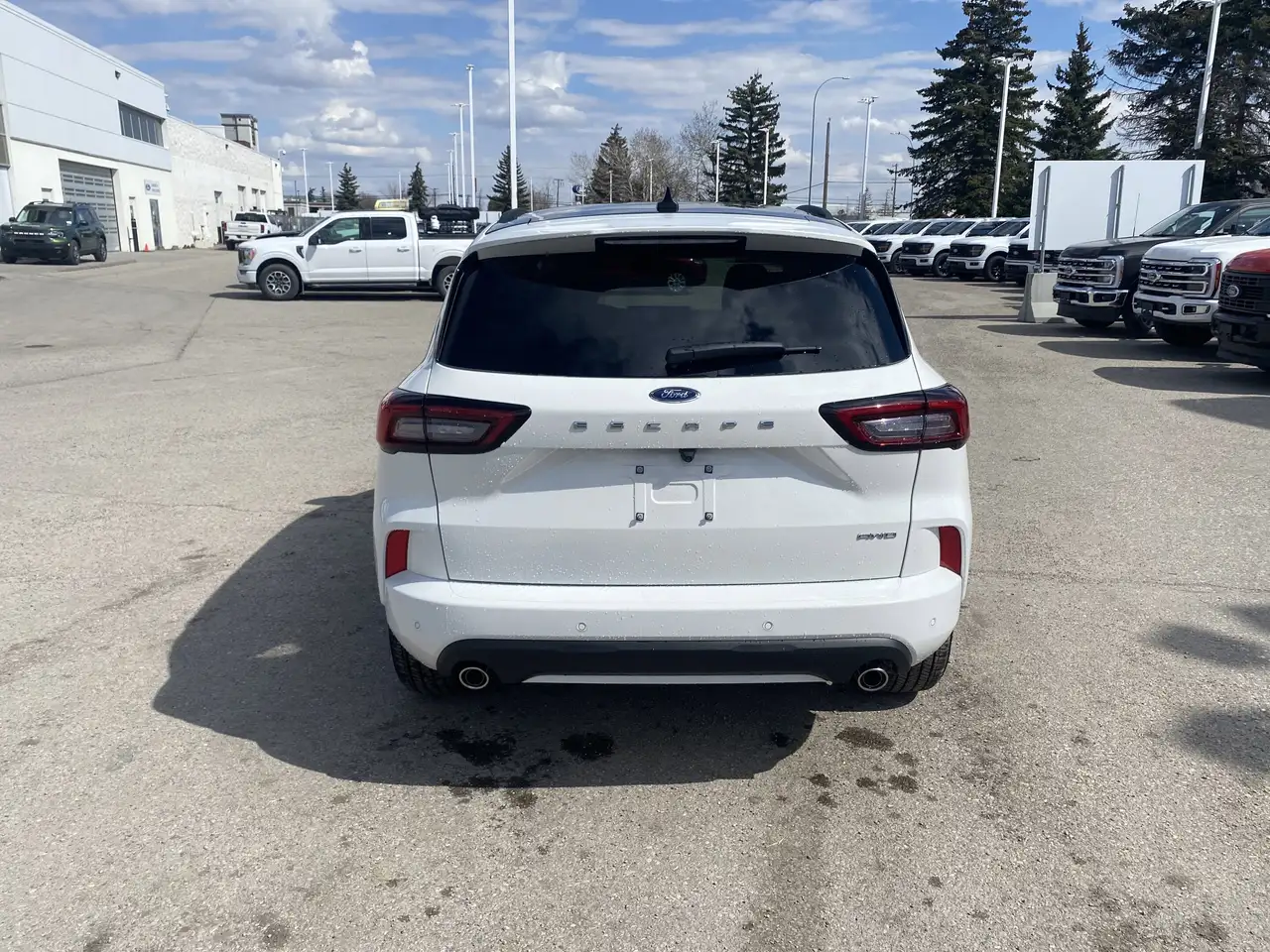 Ford Escape снимка Ford Escape