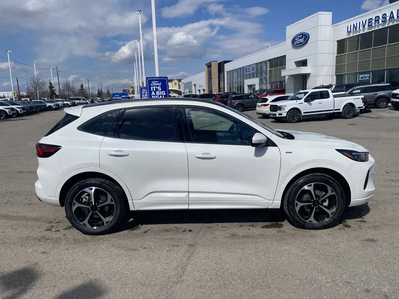 Ford Escape снимка Ford Escape