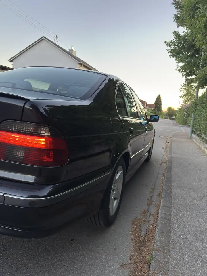 BMW 520i, foto 3