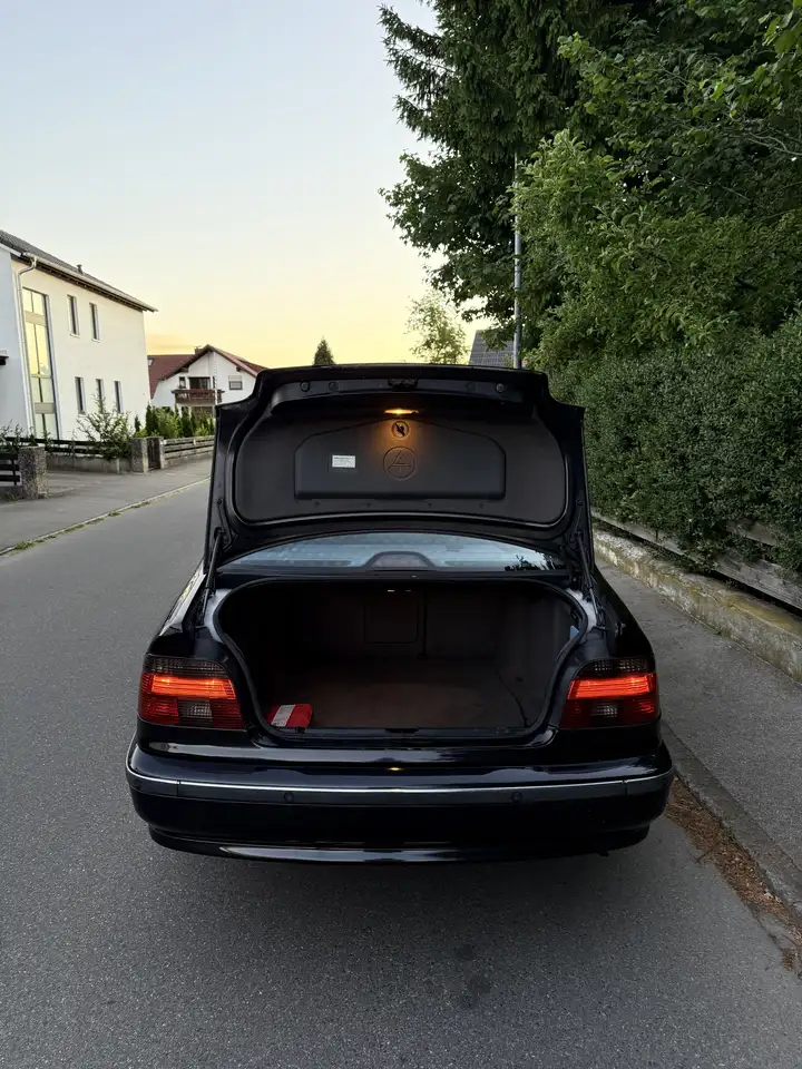 BMW 520i, foto 5