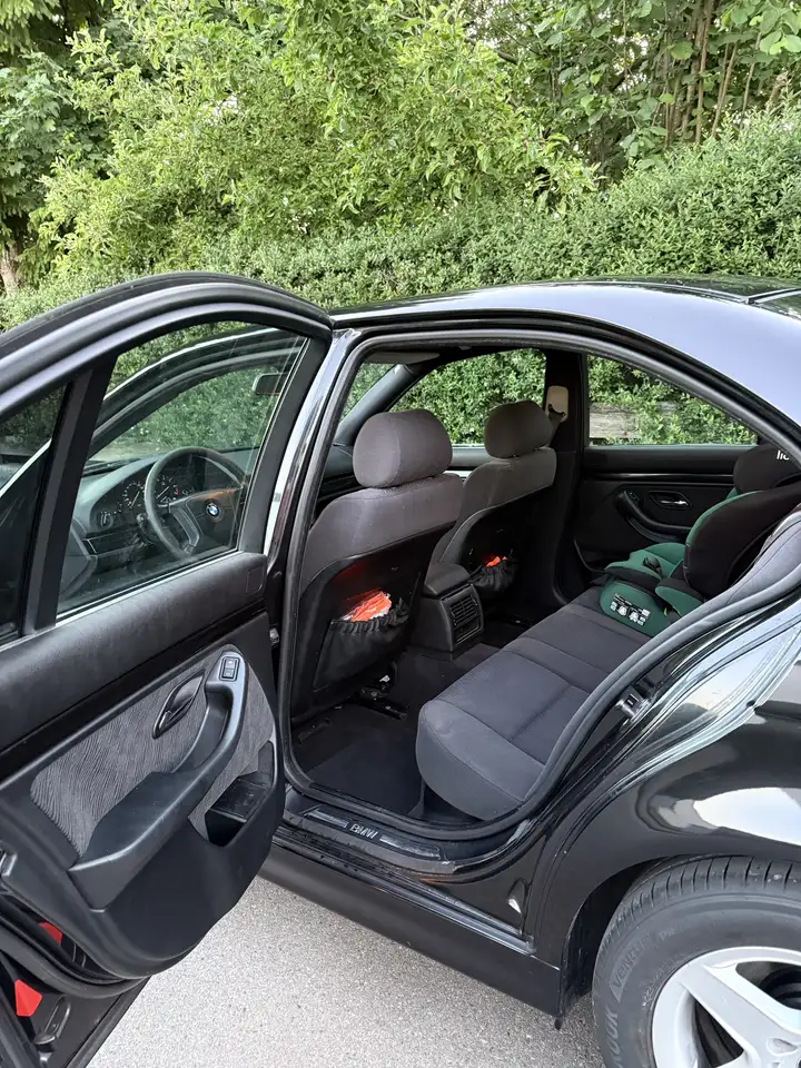 BMW 520i, foto 6