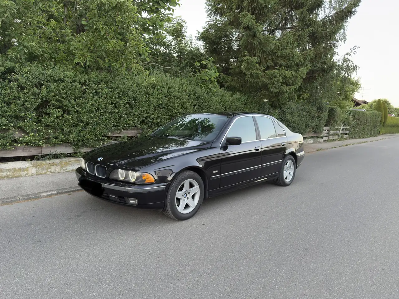 BMW 520i, foto 2