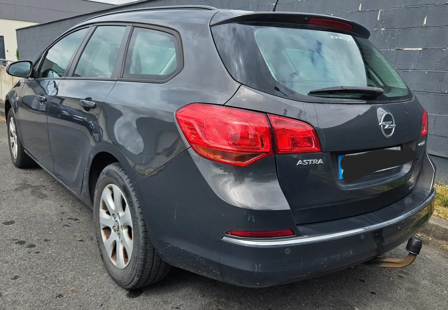 Opel Astra Sports Tourer 1.6 CDTI 110 ch Start/Stop Edition Gris - 2
