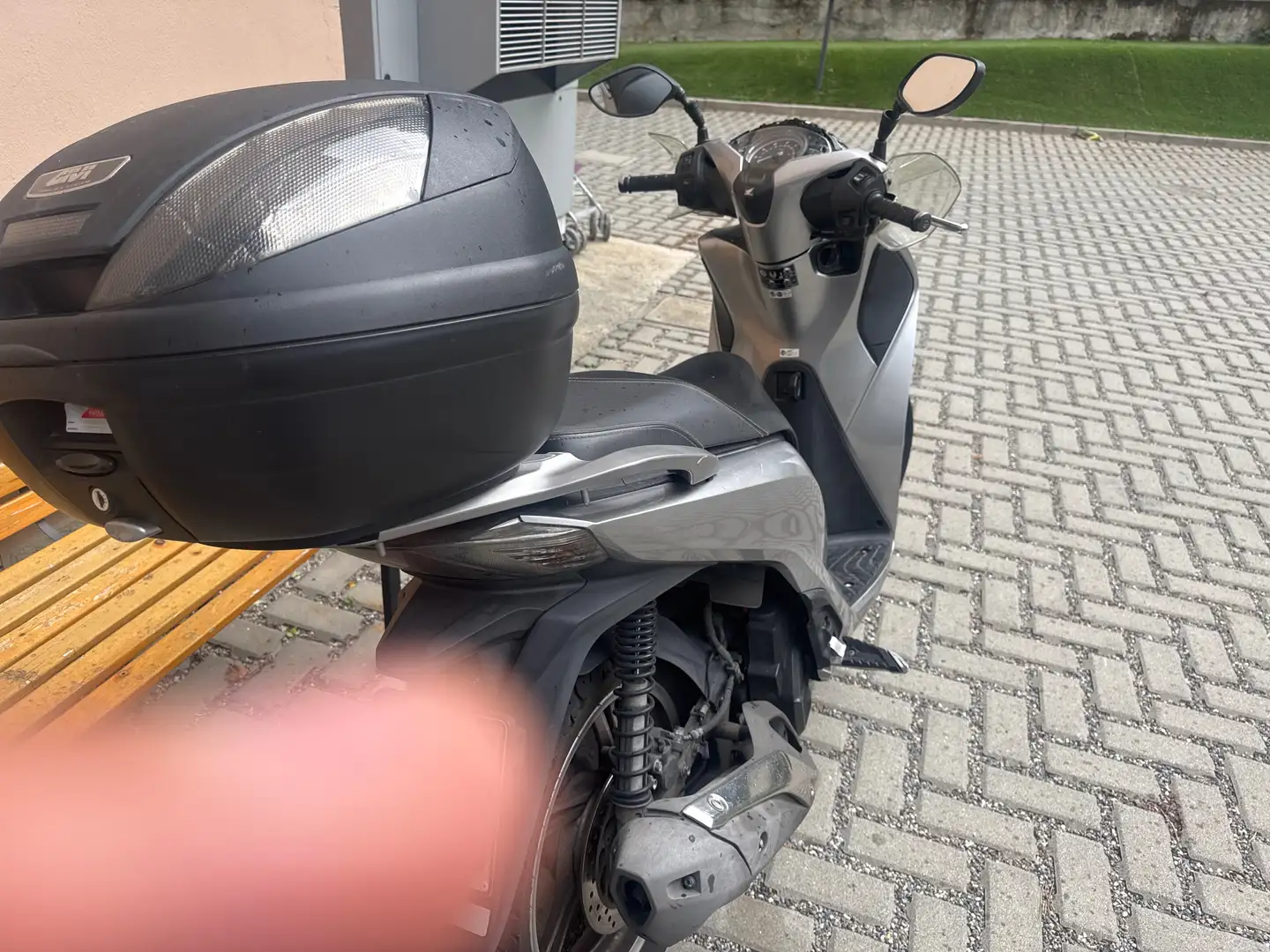 Honda SH 125 Argento - 2