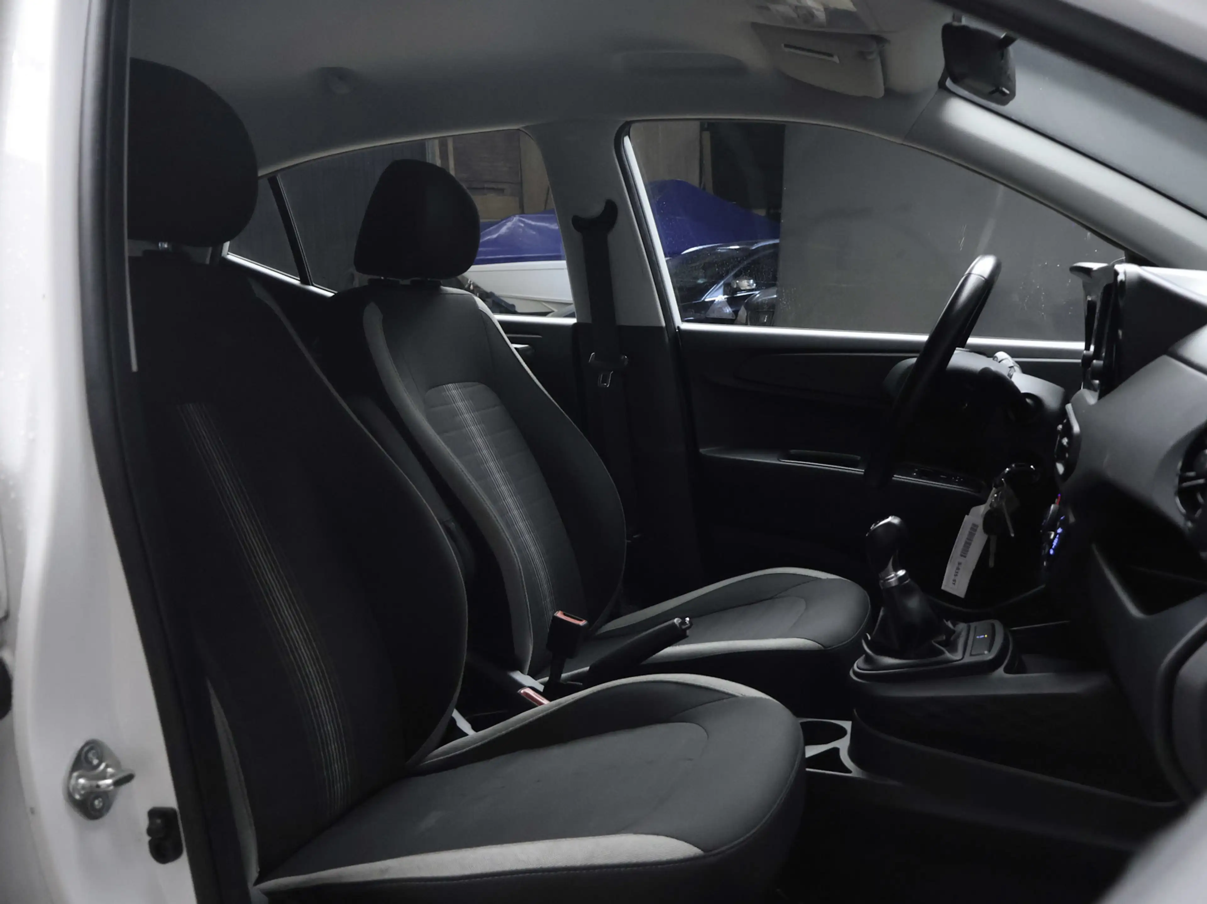 Hyundai i10 1.0 Comfort Sport (APPLE CARPLAY,NAVI,CLIMATE,CRUI — photo 25