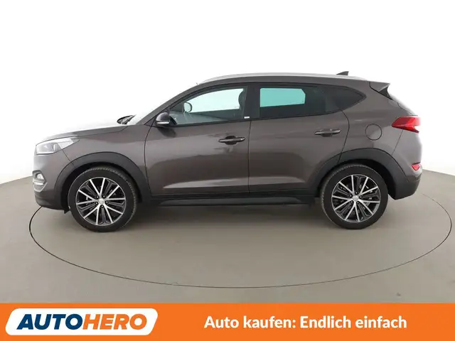 Hyundai Tucson view 3