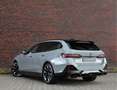 BMW 550 5-serie Touring 550e xDrive | Brooklyn - M Sport P Gris - thumbnail 2