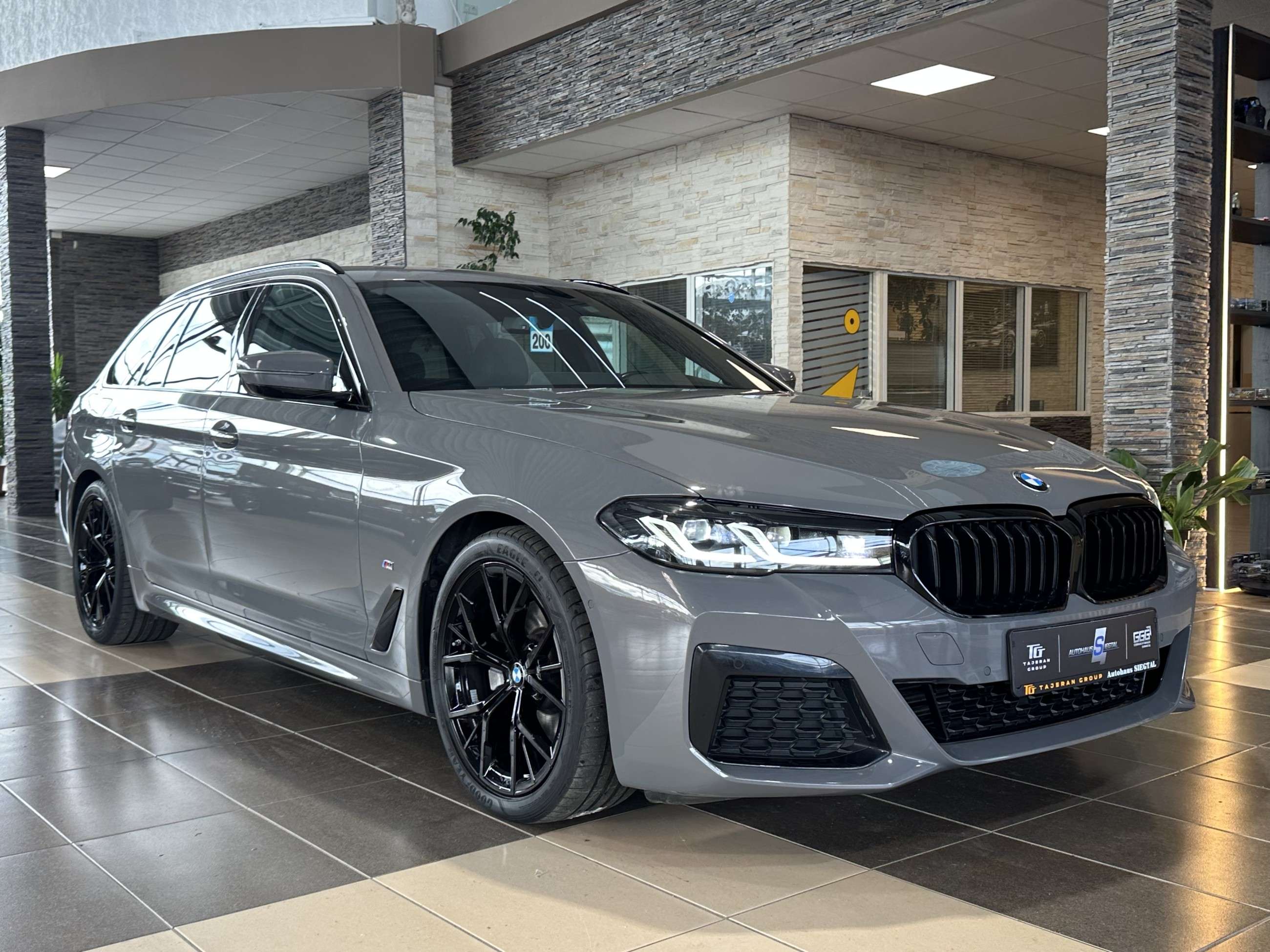 BMW 520