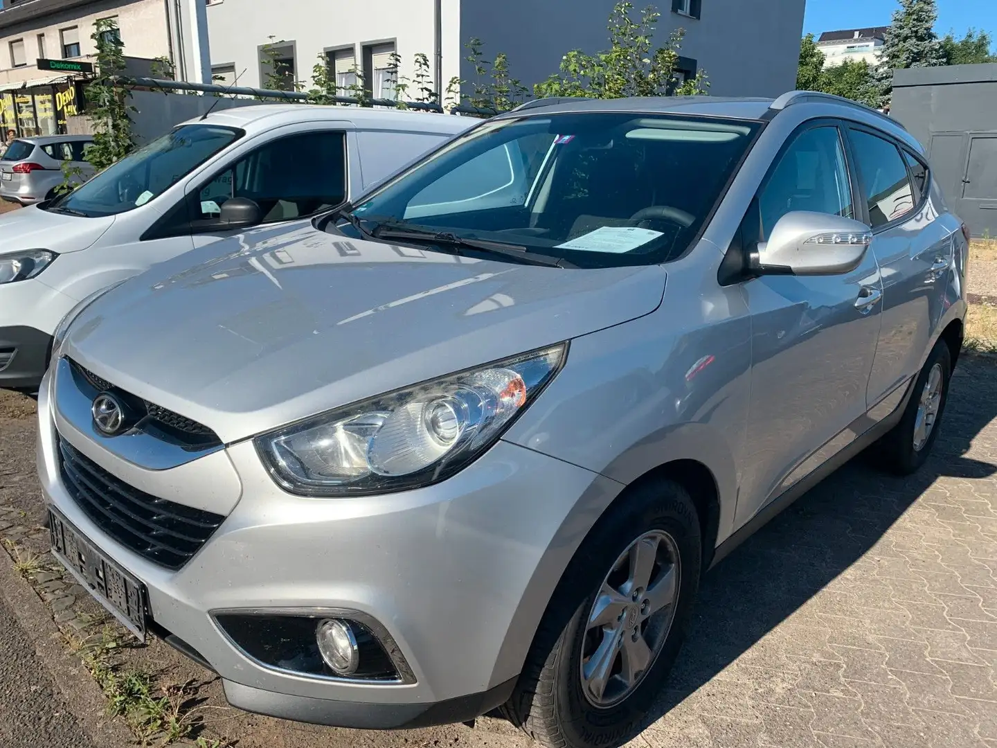 Hyundai iX35 Comfort 2WD Silber - 2