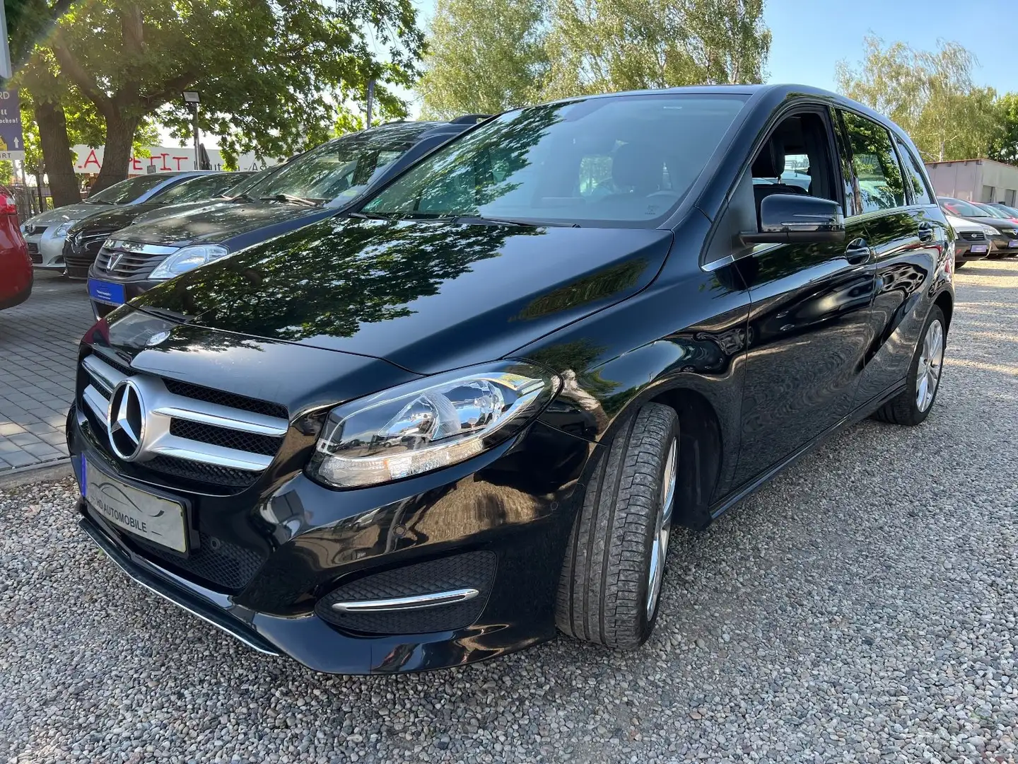 Mercedes-Benz B 180 B -Klasse B 180 Noir - 1
