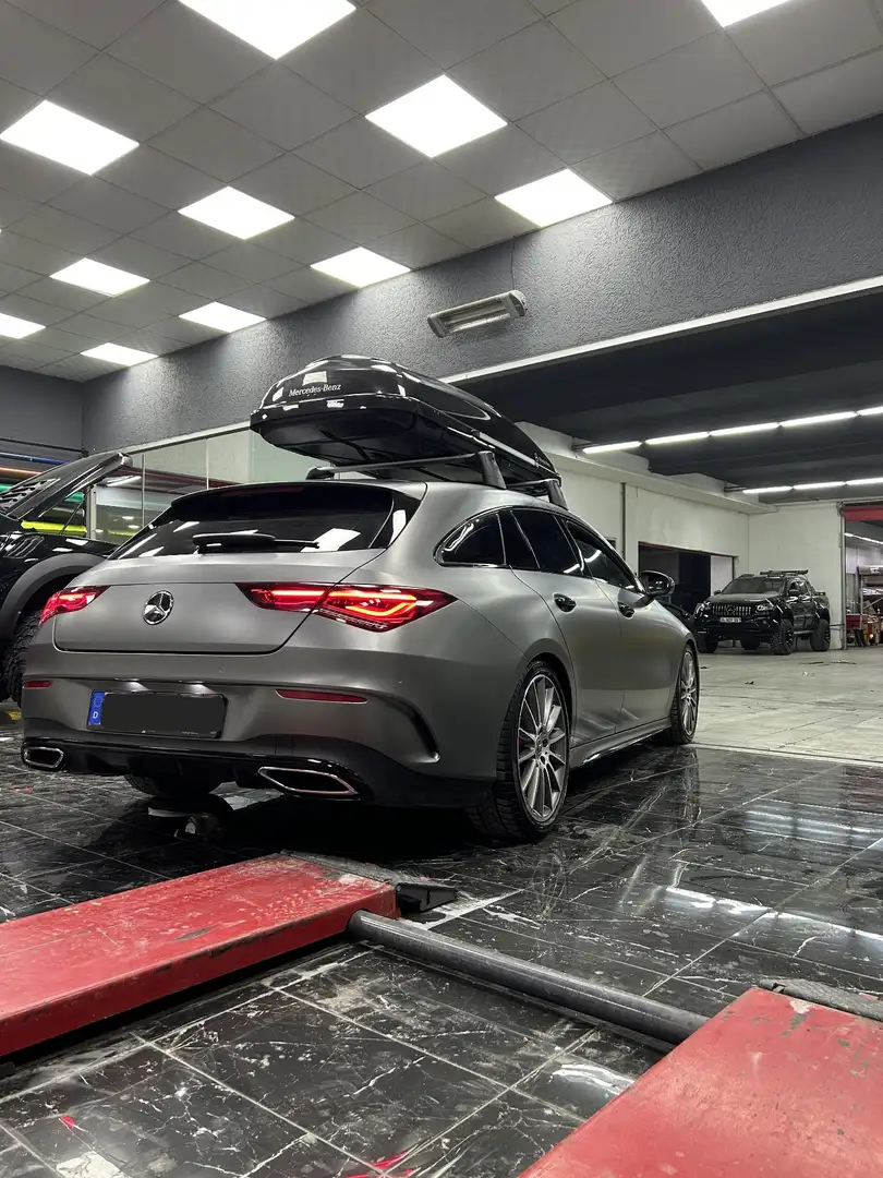 Mercedes-Benz CLA 200 d Shooting Brake 8G-DCT AMG Line - 2
