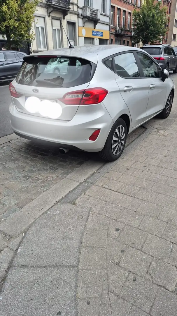 Ford Fiesta 1.1 TREND - 2