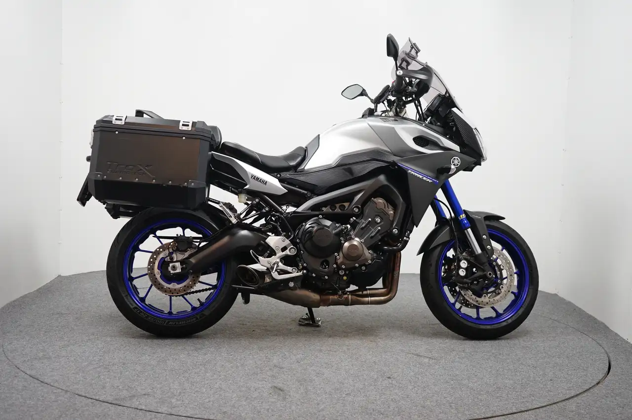 Yamaha Tracer 900
