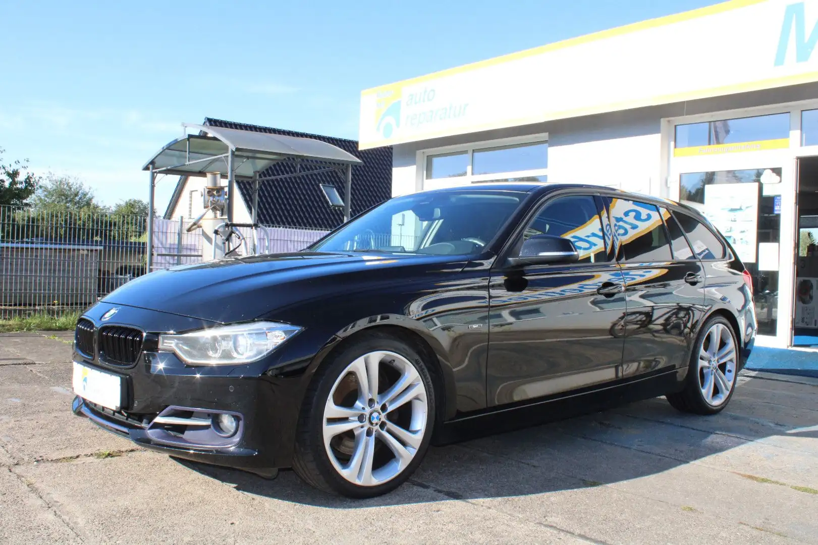 BMW 330 Baureihe 3 Touring 330 d 2.Hand! TOP! Schwarz - 1
