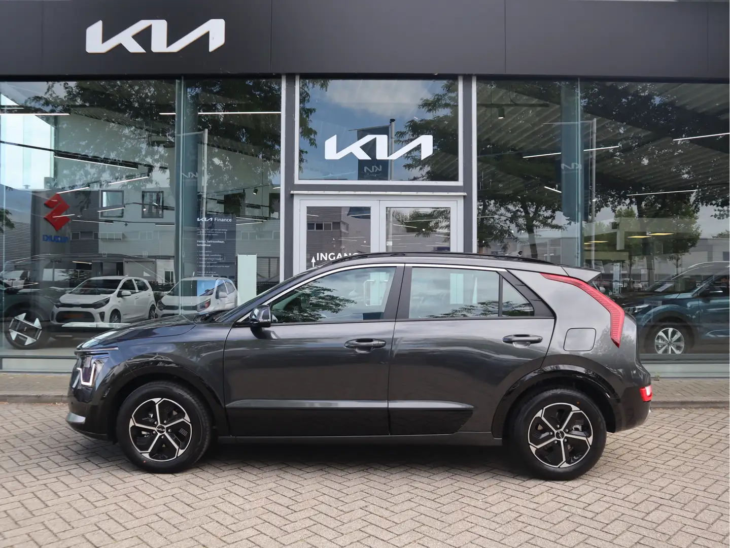 Kia Niro 1.6 GDi Hybrid DynamicLine | Navigatie | Camera | Gris - 2
