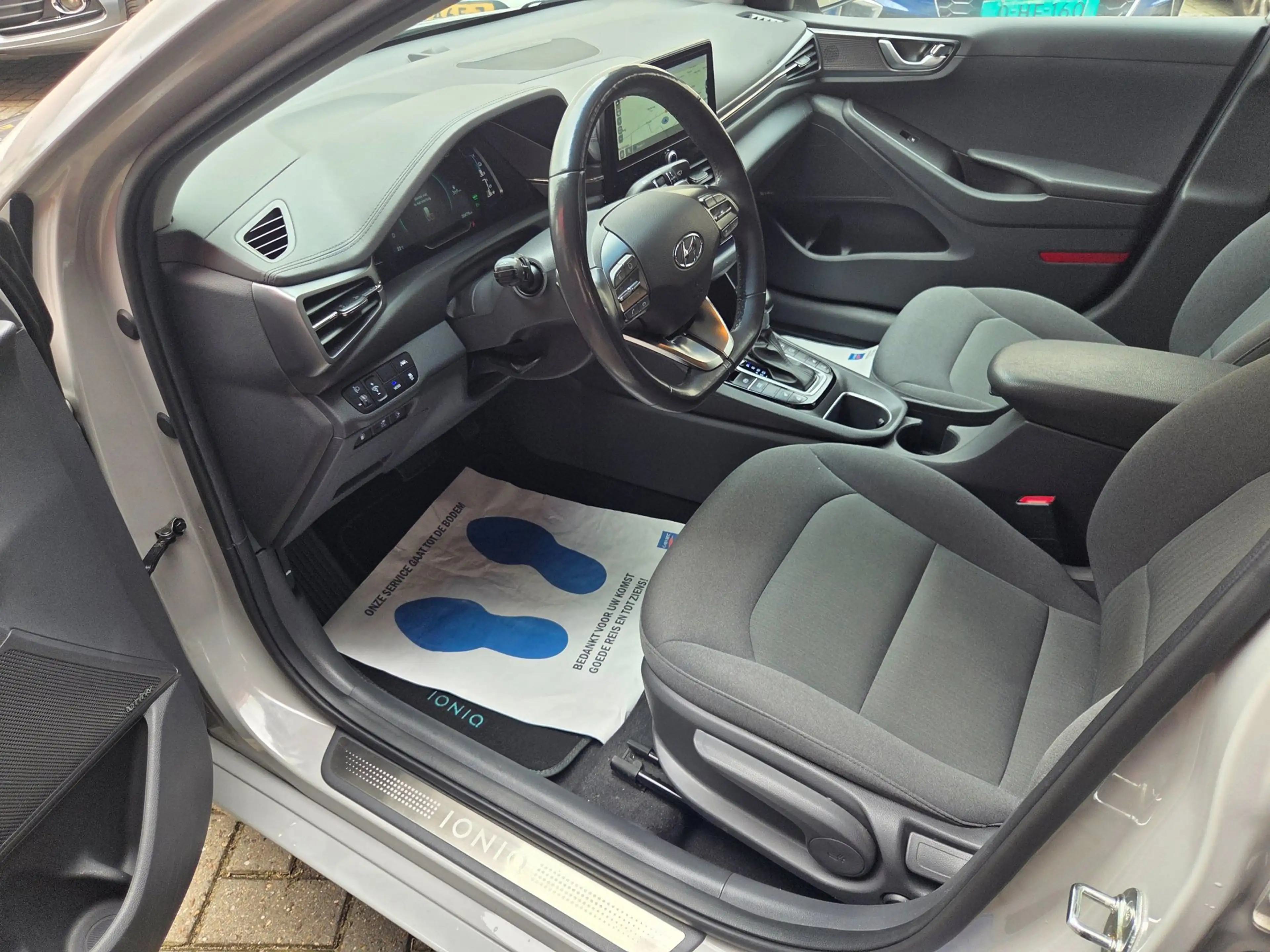 Hyundai IONIQ 1.6 GDi PHEV Comfort Parkeersensoren achter/ Stoel — photo 15