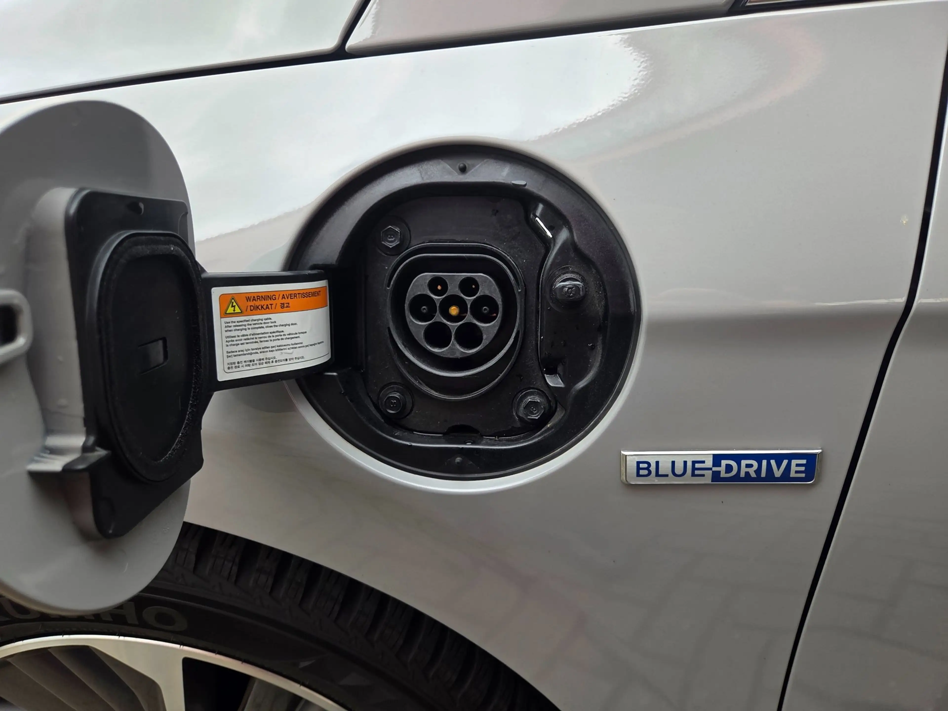 Hyundai IONIQ 1.6 GDi PHEV Comfort Parkeersensoren achter/ Stoel — photo 13