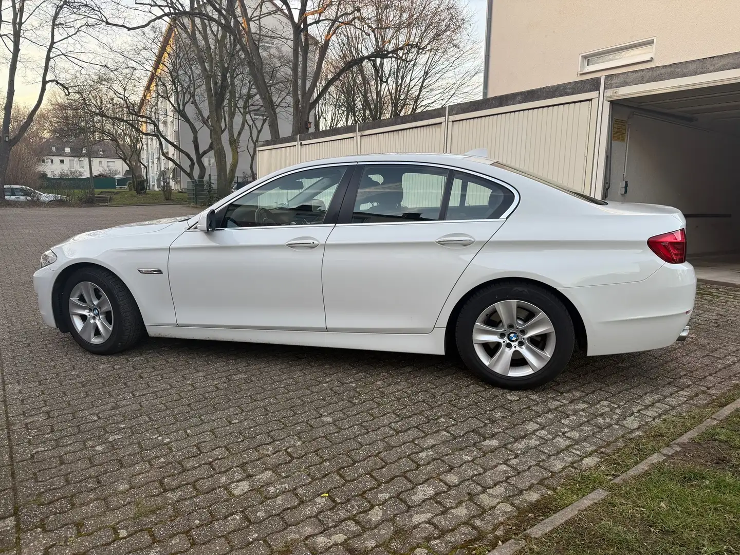 BMW 520 520d Gran Turismo Beyaz - 2