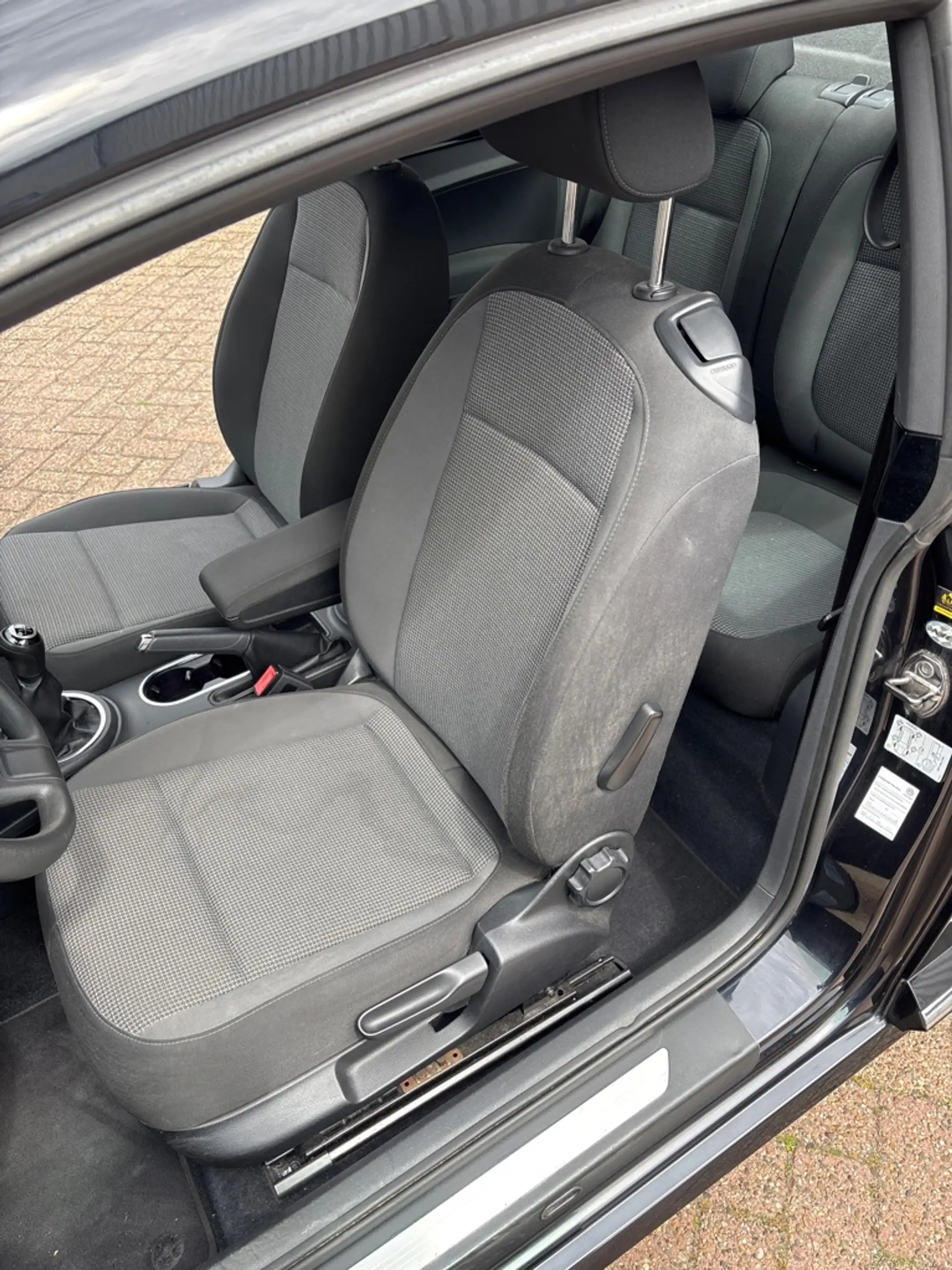 Volkswagen Beetle 1.2 TSI Design — photo 5