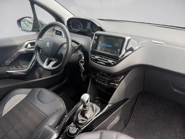 Peugeot 2008 view 15