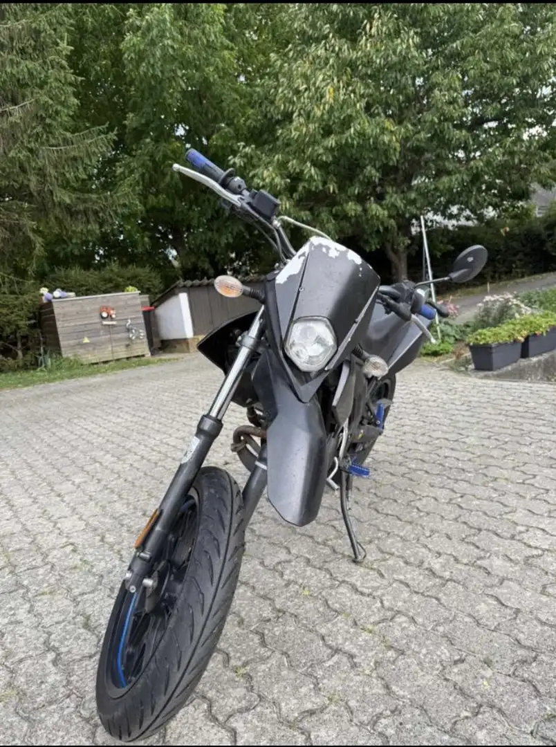 Derbi Senda X-Treme Fekete - 1