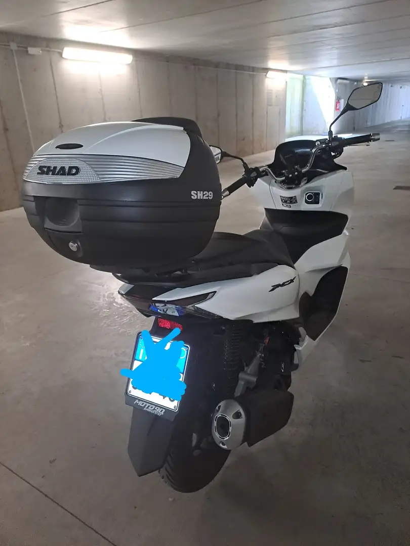 Honda PCX 125 White - 1