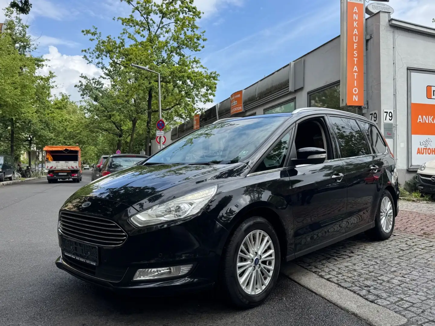 Ford Galaxy GALAXY TITANIUM NAVI PDC KLIMA AHK LENK-HZ 7SITZ Fekete - 1
