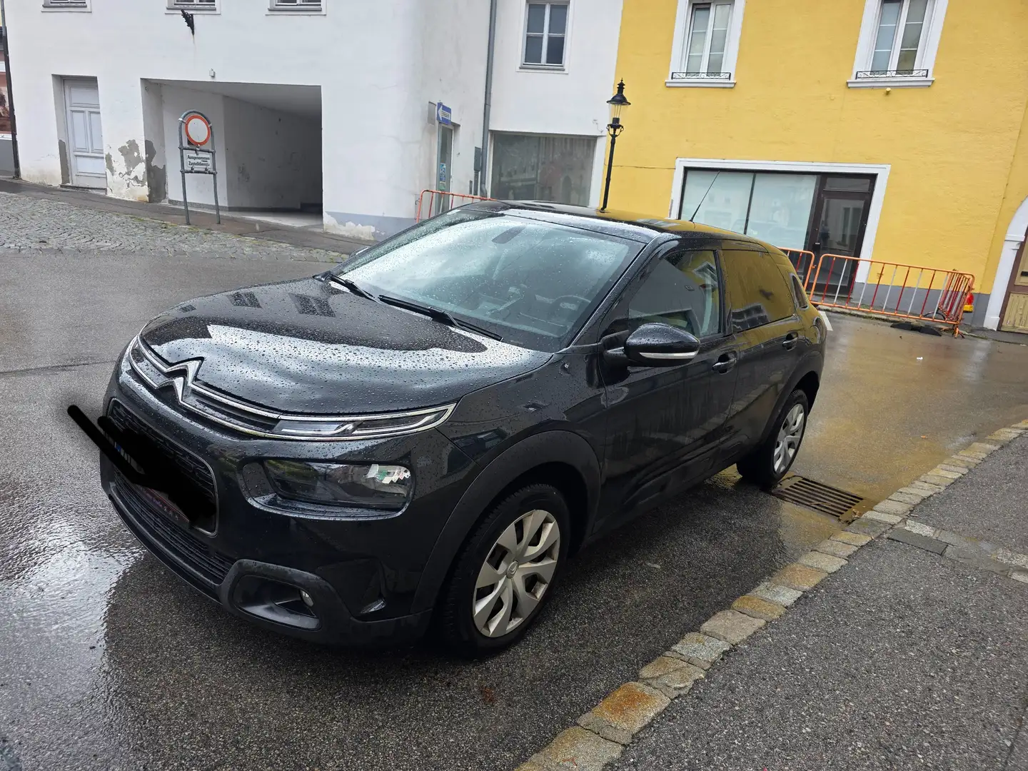 Citroen C4 Cactus C4 Cactus PureTech 110 S Schwarz - 1