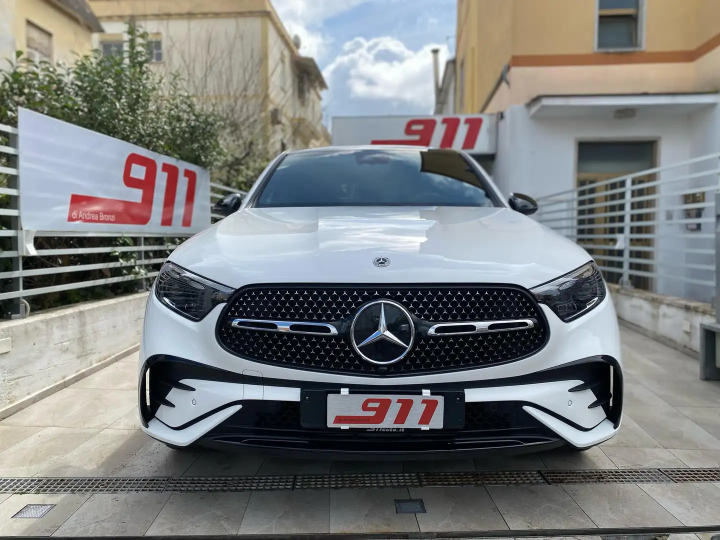 Mercedes-Benz GLC 300 d Coupe Subentro Leasing ZERO ACCONTO AMG Line Blanc - 2