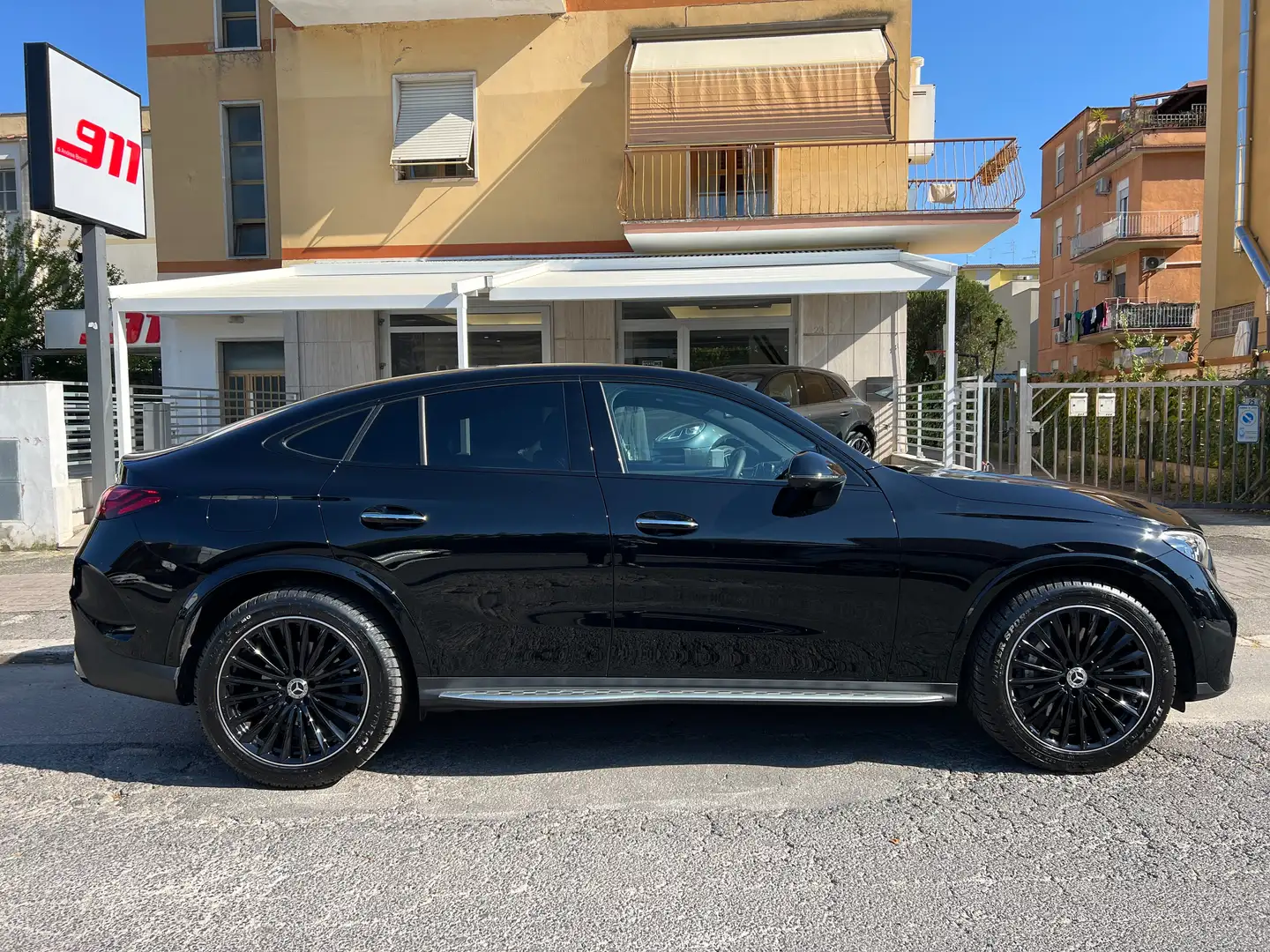 Mercedes-Benz GLC 300 d Coupe AMG Line Premium Plus 4matic Tetto Pelle Noir - 1