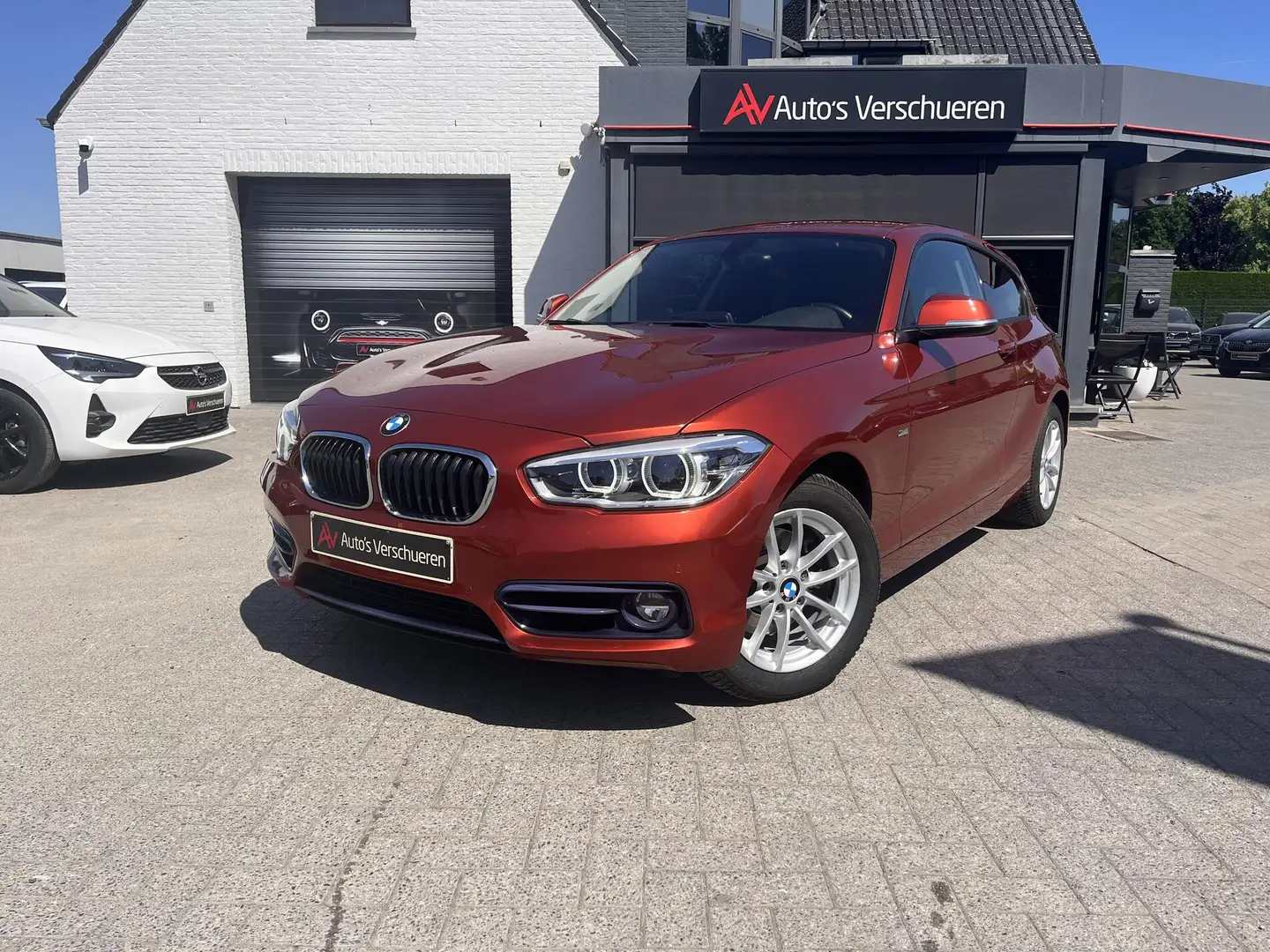BMW 120 i Sporthatch Sportline ** Navi | PDC | Leder Pomarańczowy - 2