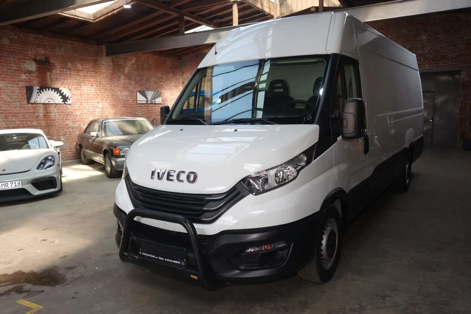 Iveco Daily Kasten 35 S14 Maxi TüvAutomatikKlimaPDCAHK Weiß - 1