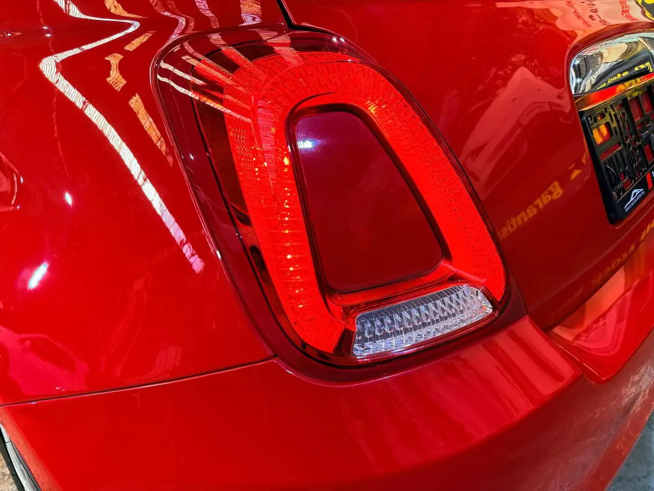 Fiat 500C 1.0i Hybride/Essence Édition Red GPS Airco CarPlay J.A, миниатюра 13