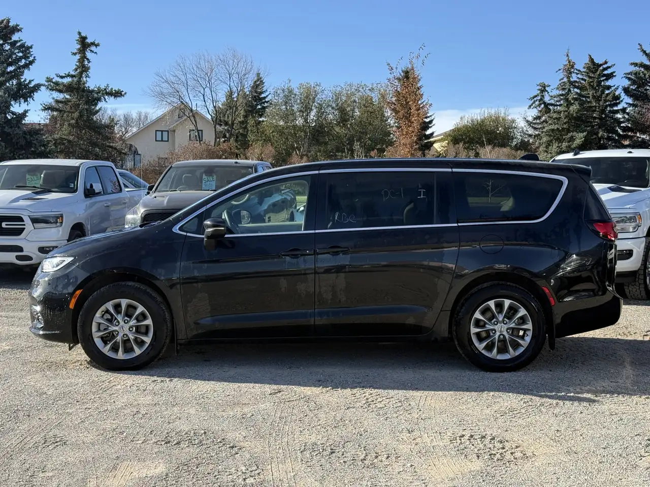Chrysler Pacifica снимка Chrysler Pacifica