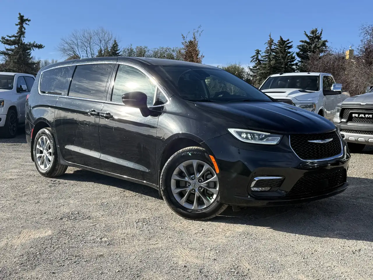 Chrysler Pacifica снимка Chrysler Pacifica