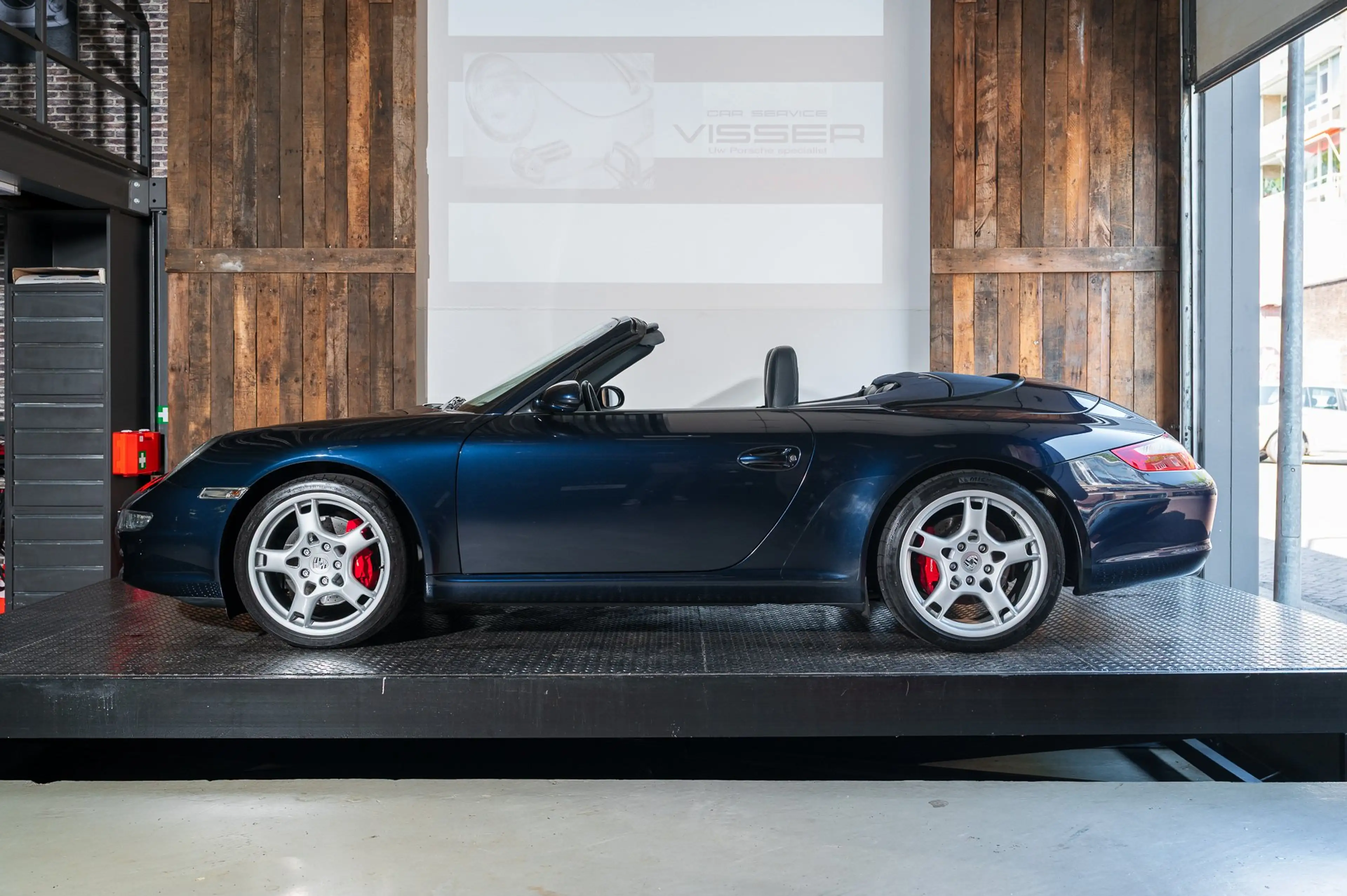 Porsche 997 3.8 Carrera S handgeschakelde cabrio Nachtblau-met — photo 4