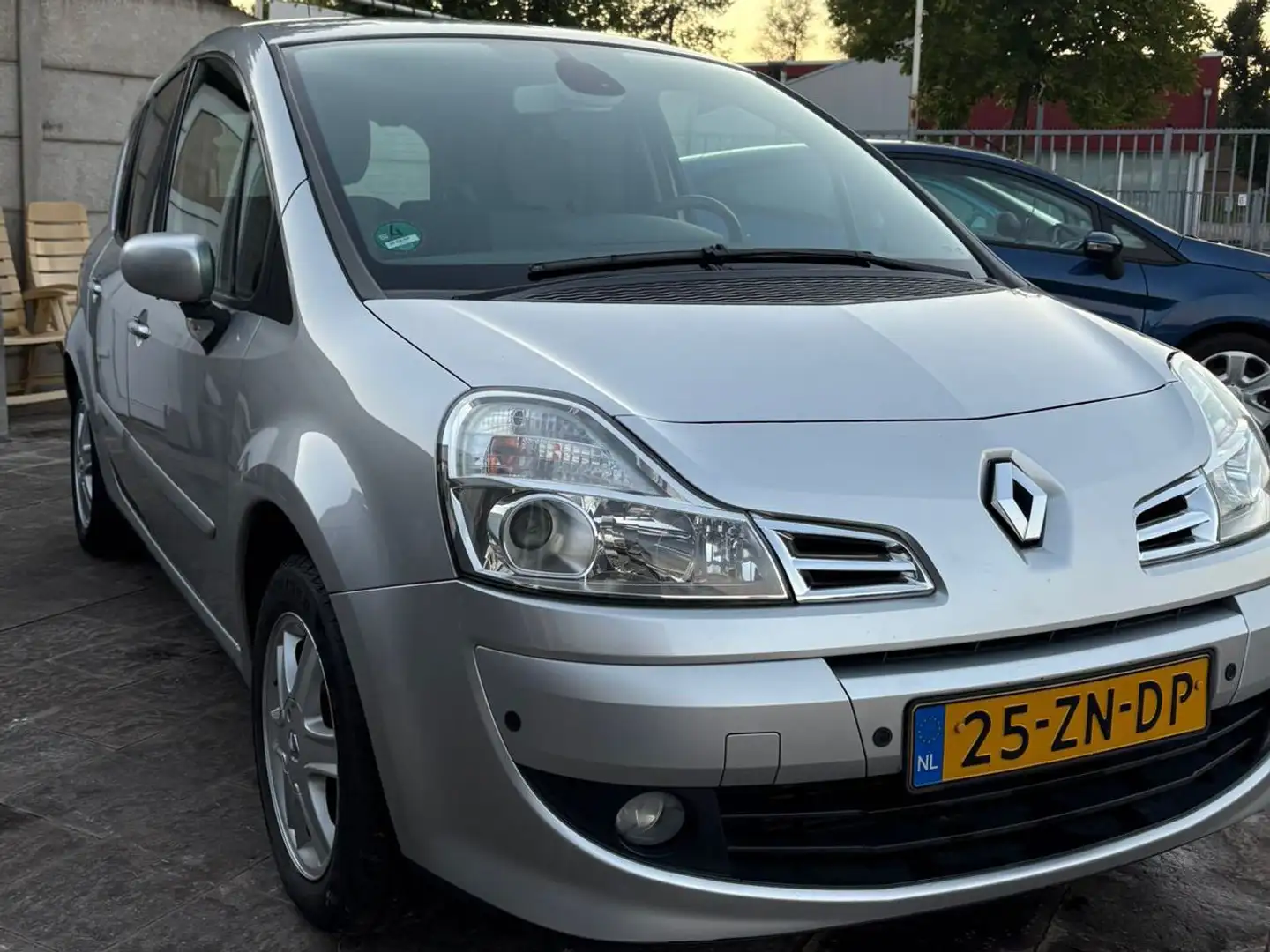Renault Modus Modus 1.2 TCE Dynamique Grijs - 2