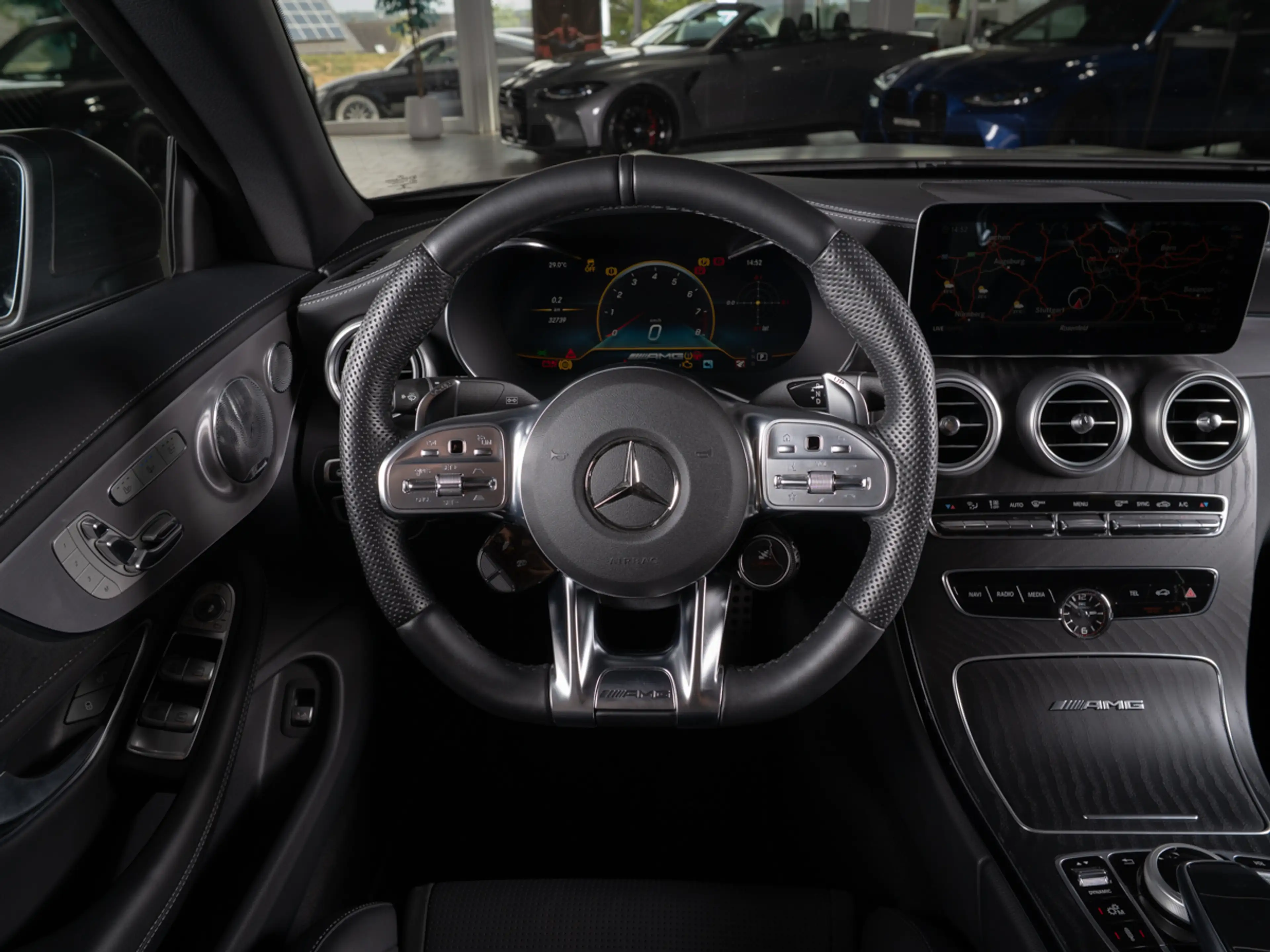 Mercedes-Benz C 63 AMG S Cabrio *PERF-SITZ*KERAMIK* — photo 13