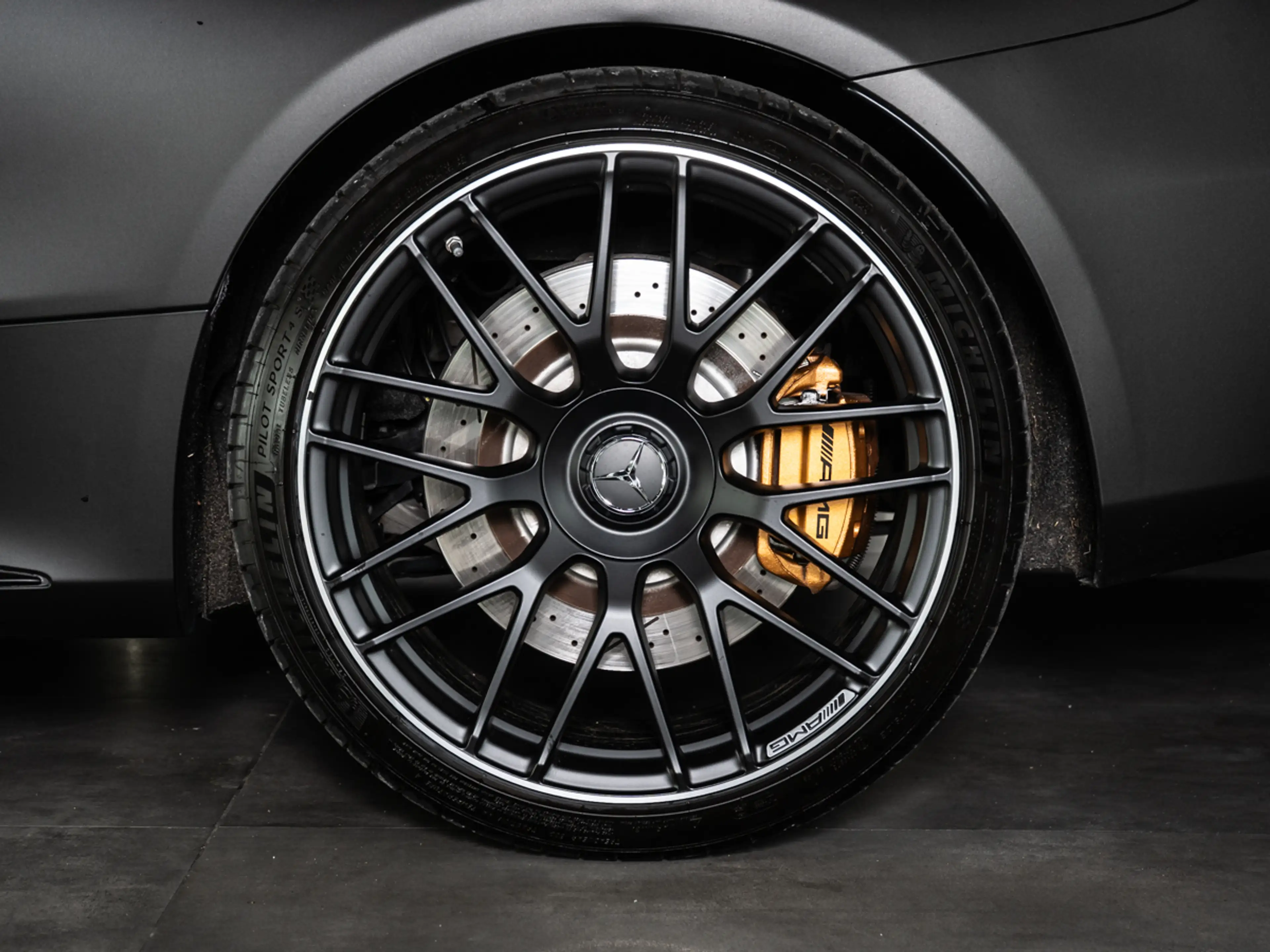 Mercedes-Benz C 63 AMG S Cabrio *PERF-SITZ*KERAMIK* — photo 6
