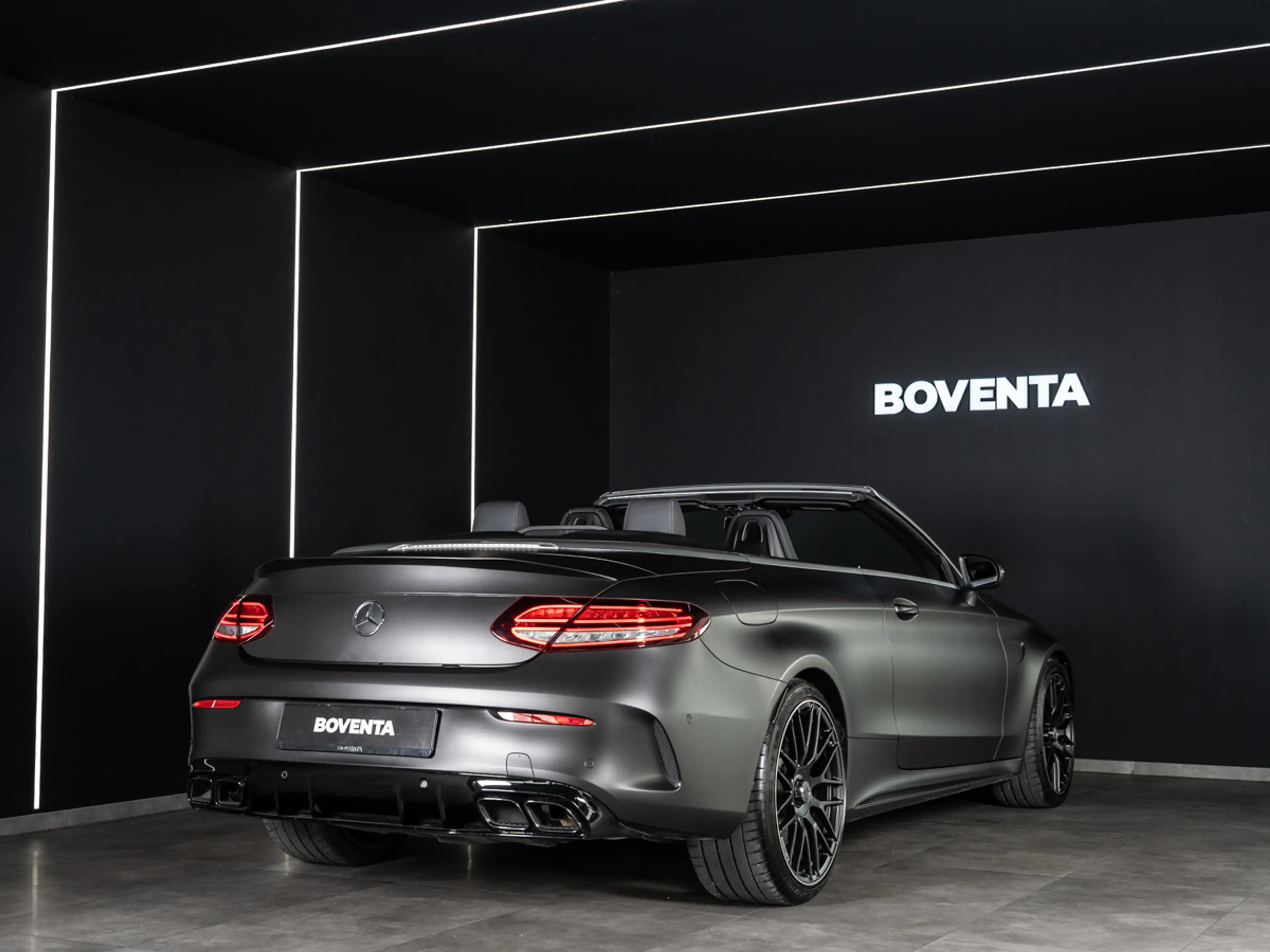 Mercedes-Benz C 63 AMG S Cabrio *PERF-SITZ*KERAMIK* — photo 9