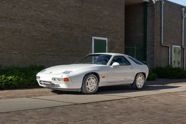 Porsche 928 5.0 S4 Coupé