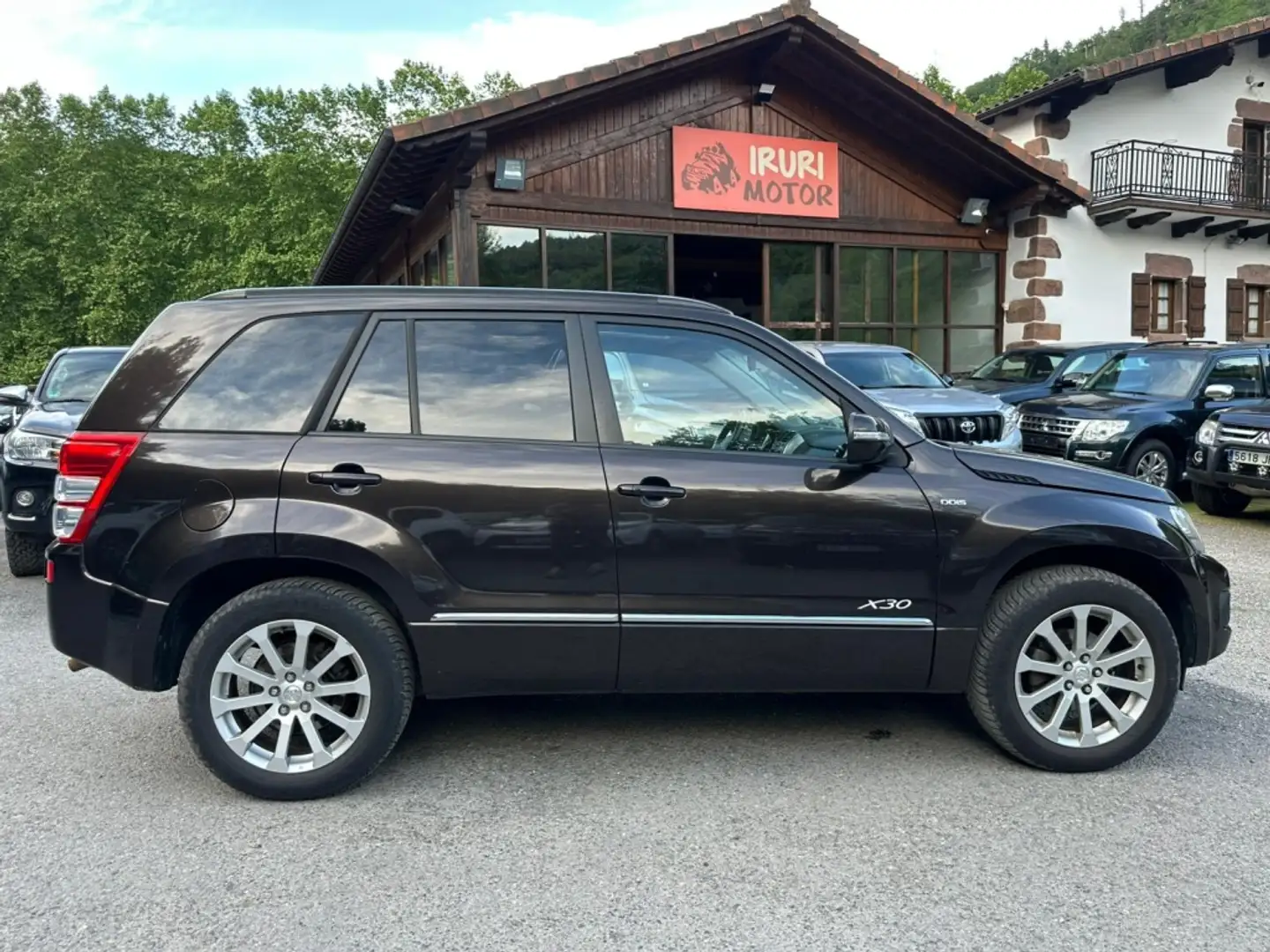 Suzuki Grand Vitara 1.9DDiS JLX-EL Marrón - 1